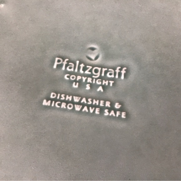 Vintage Pfaltzgraff Water’s Edge Seafoam 16” Serving Platter - Picture 4 of 4